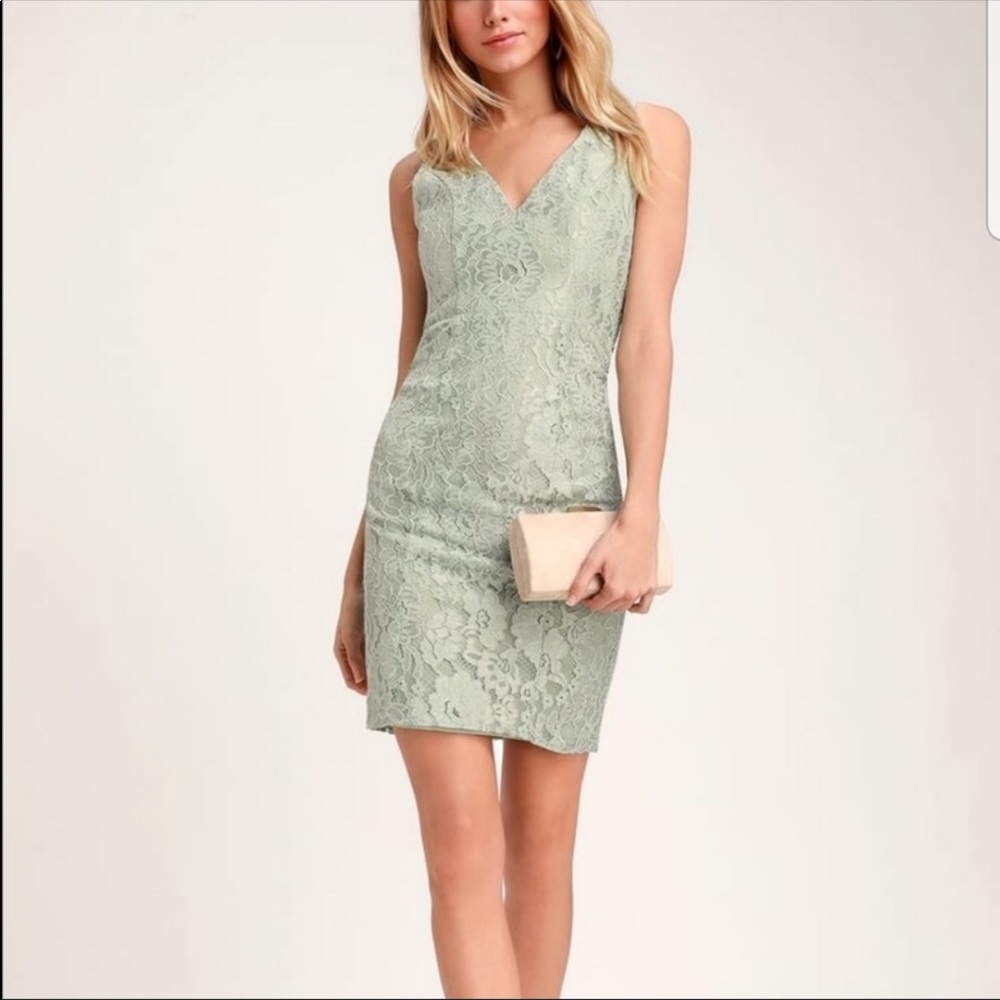 Lulu’s mint lace dress